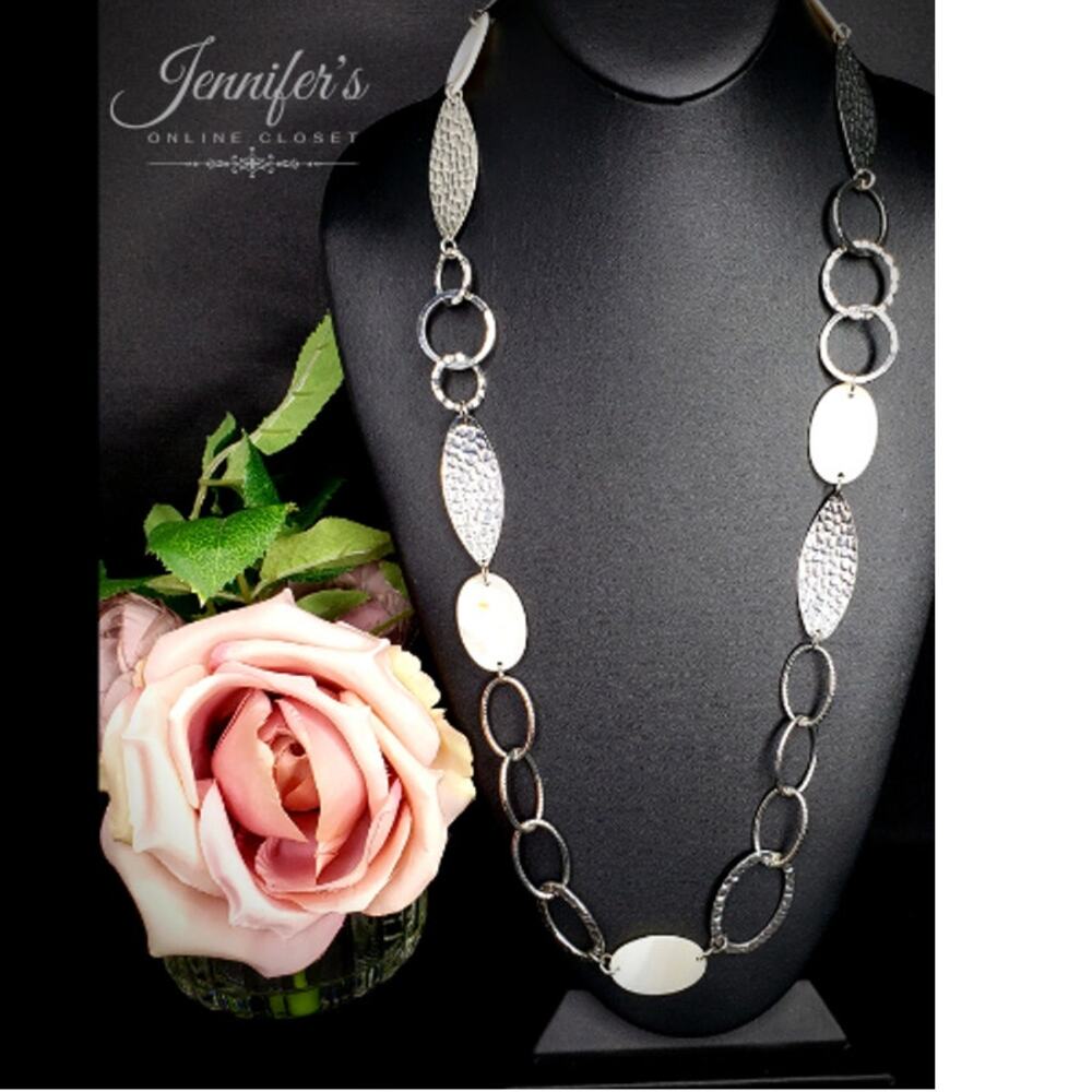 3/$25 Silver Tone Chain and Mother of Pearl Necklace